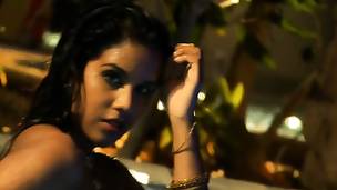 Spend Some Time In Erotic India