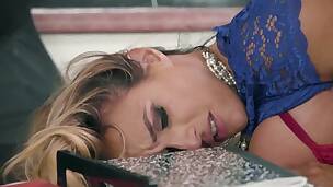 culo culo grosso tette grosse bionda poppe